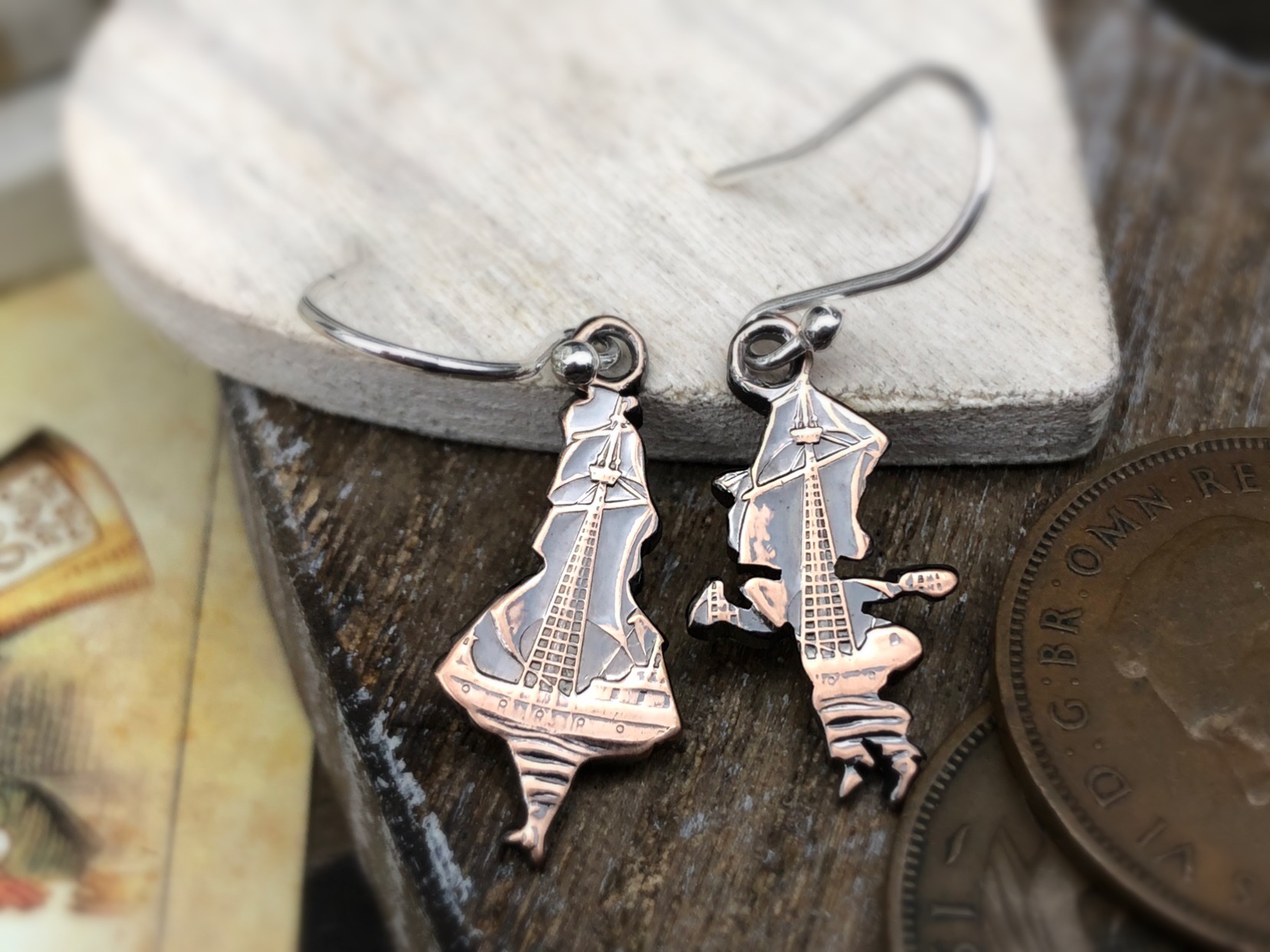 Alice in hot sale wonderland earrings